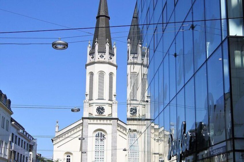 Linz Private Walking Tour with Professional Guide