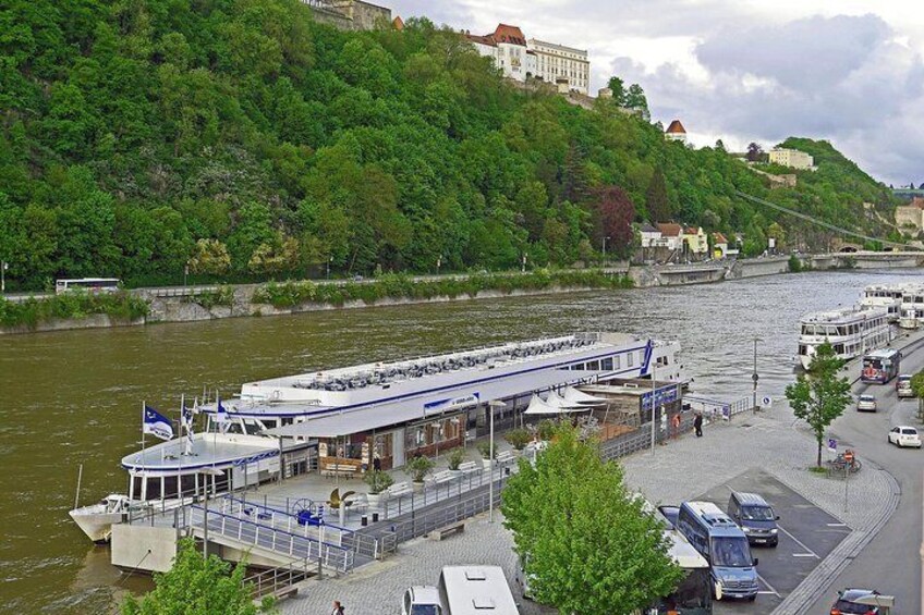 Passau - Castle tour with viewpoint Linde Battery & the St Georges Chapel