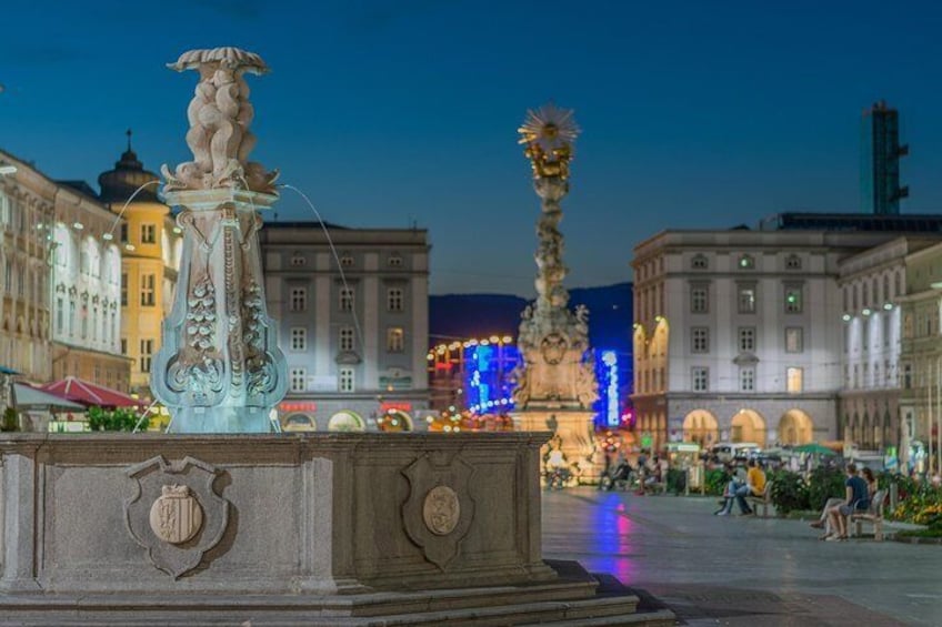 Linz private city walking tour