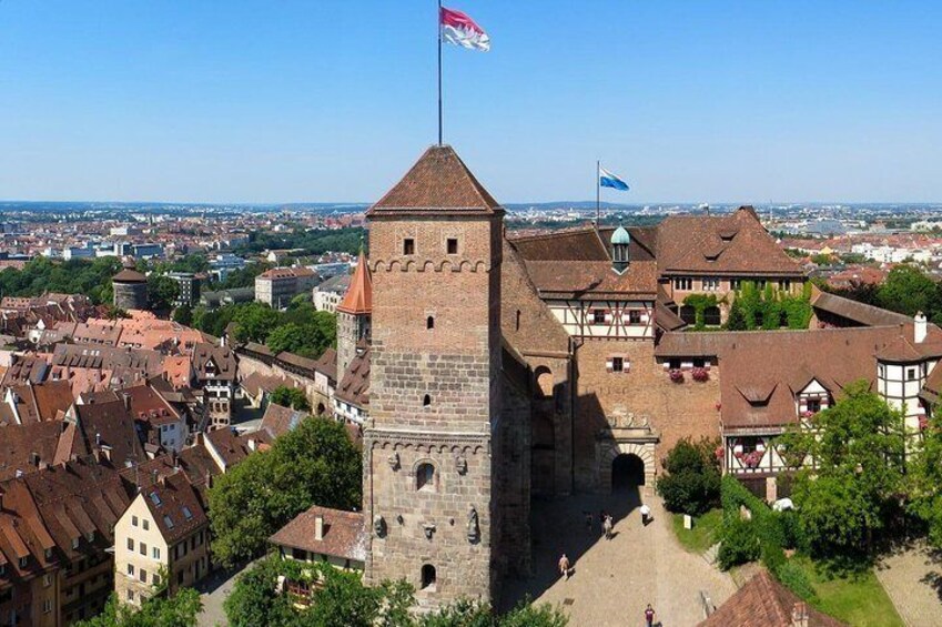 Nuremberg Old town with professional guide