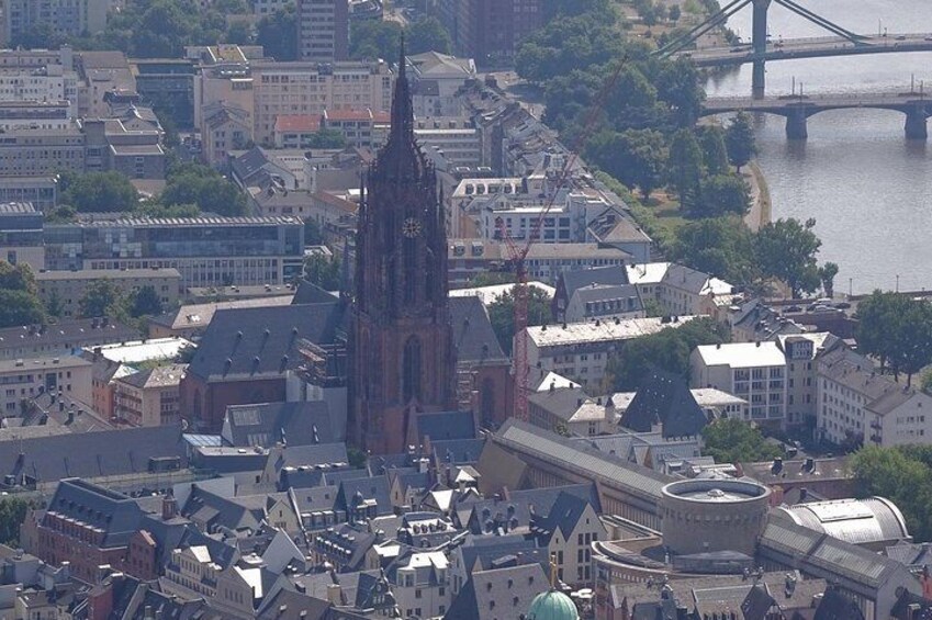 Best of Frankfurt with a licensed guide