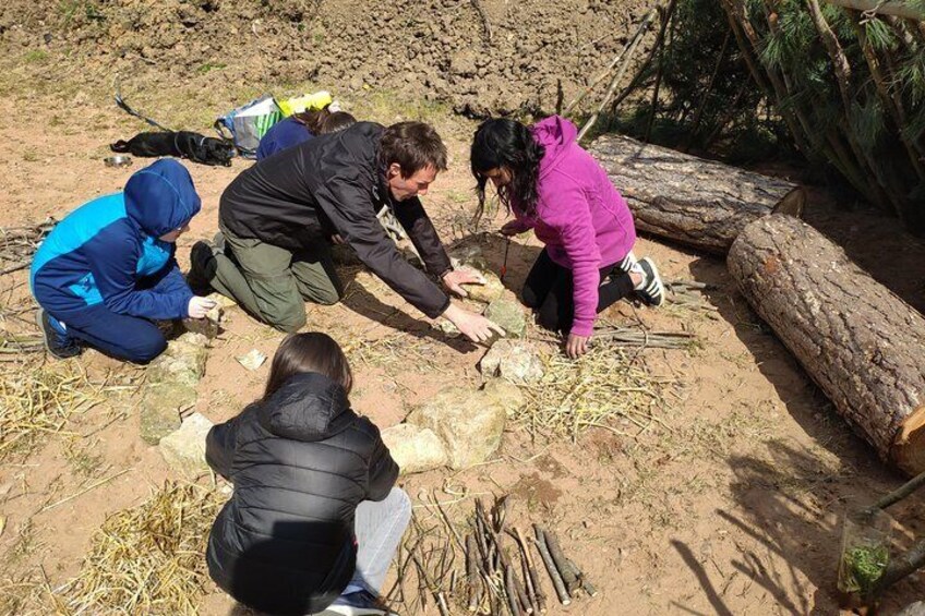 Bushcraft experience, get out and enjoy the outdoors and learn new skills