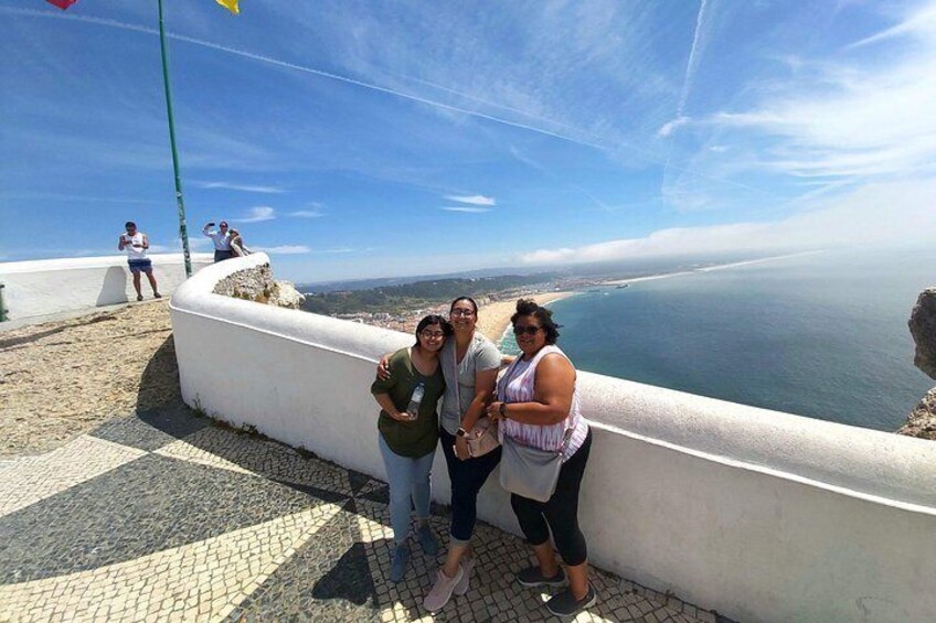 Customers at Nazare