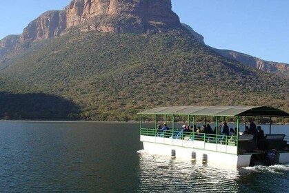 Cruise on Blyde Dam & Moholoholo Rehab Centre Day Tour from Hazyview