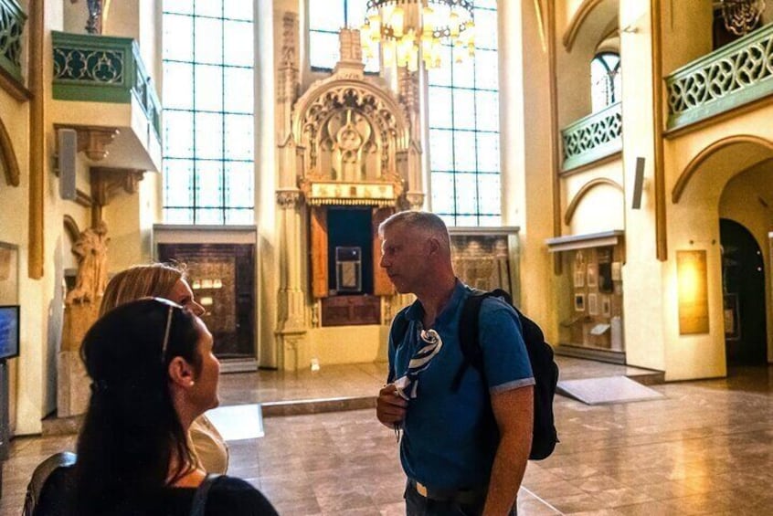 Prague Jewish Quarter Walking Tour with Admission Tickets