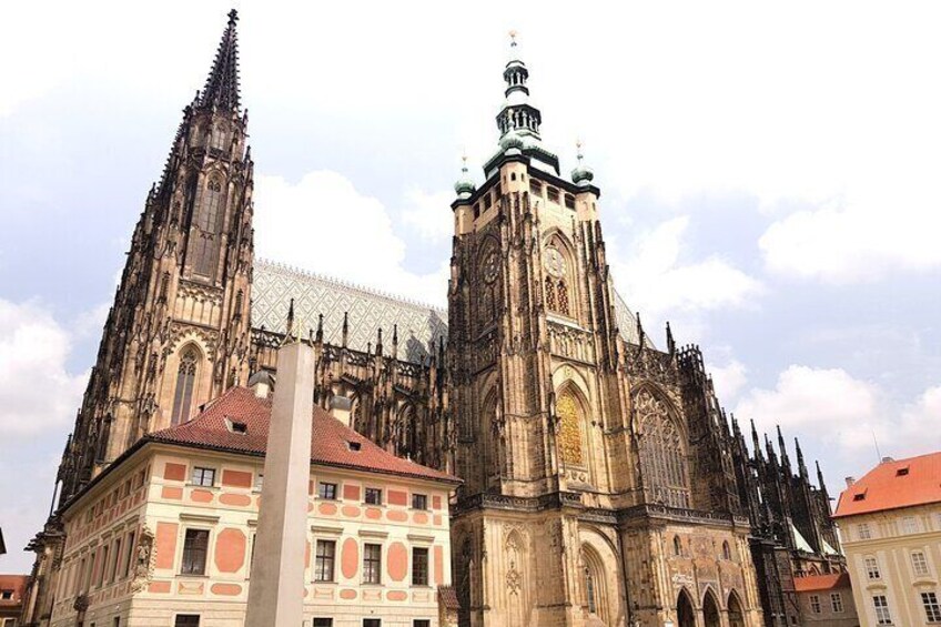 Prague Walking Tour of Old Town, Charles Bridge and Prague Castle