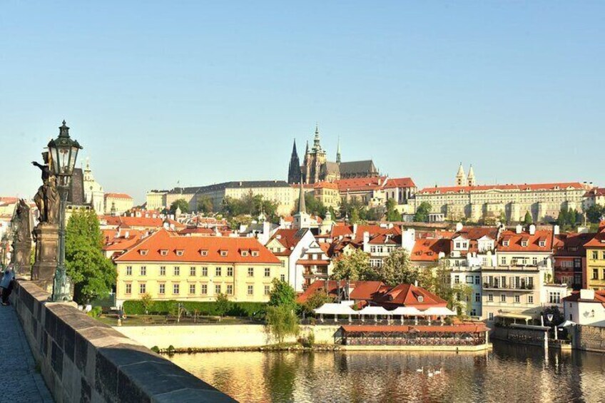 Prague Walking Tour of Old Town, Charles Bridge and Prague Castle