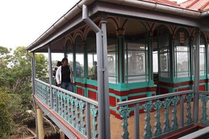 BLUE HILL: Full-Day Antananarivo Discovery Private Tour with Ambohimanga