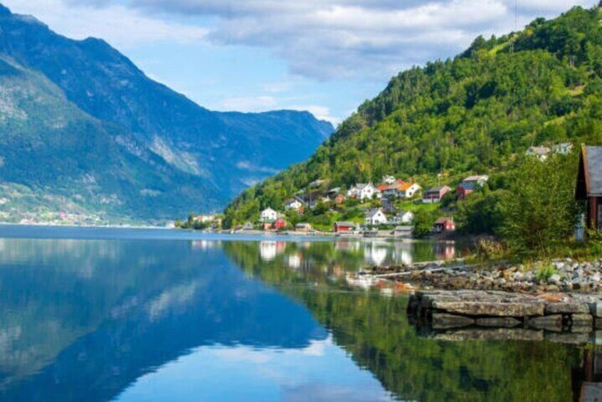 Bergen: Mostraumen Fjord Cruise