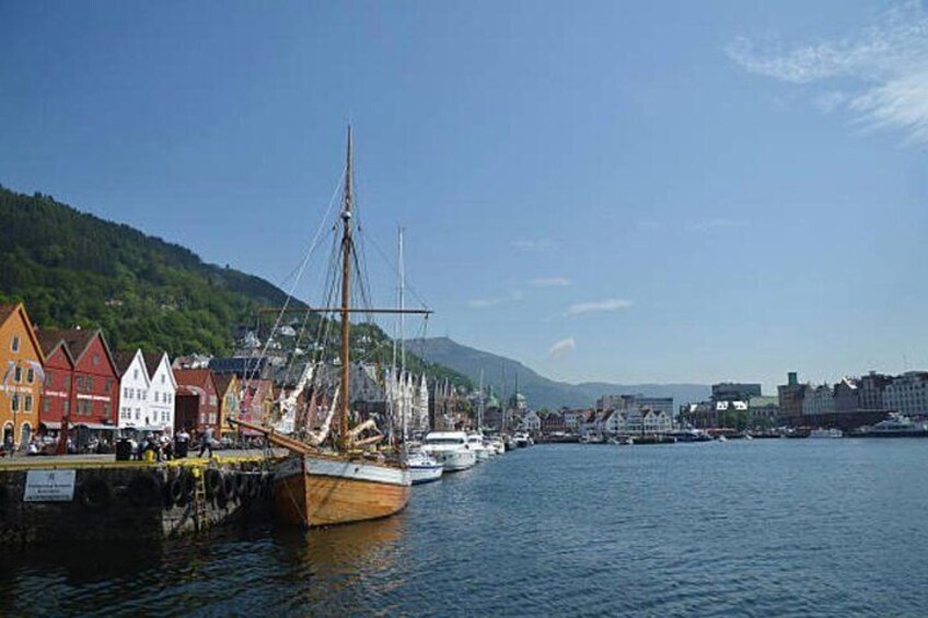 Bergen: Mostraumen Fjord Cruise