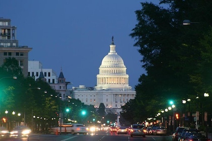 4 Hours Private DC City Moonlight Tour by Van