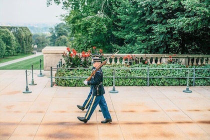 Arlington National Cemetery Tour with Changing of the Guards