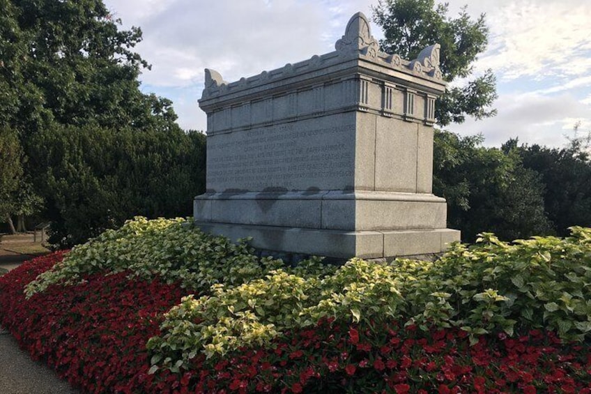 Arlington National Cemetery Guided Walking Tour