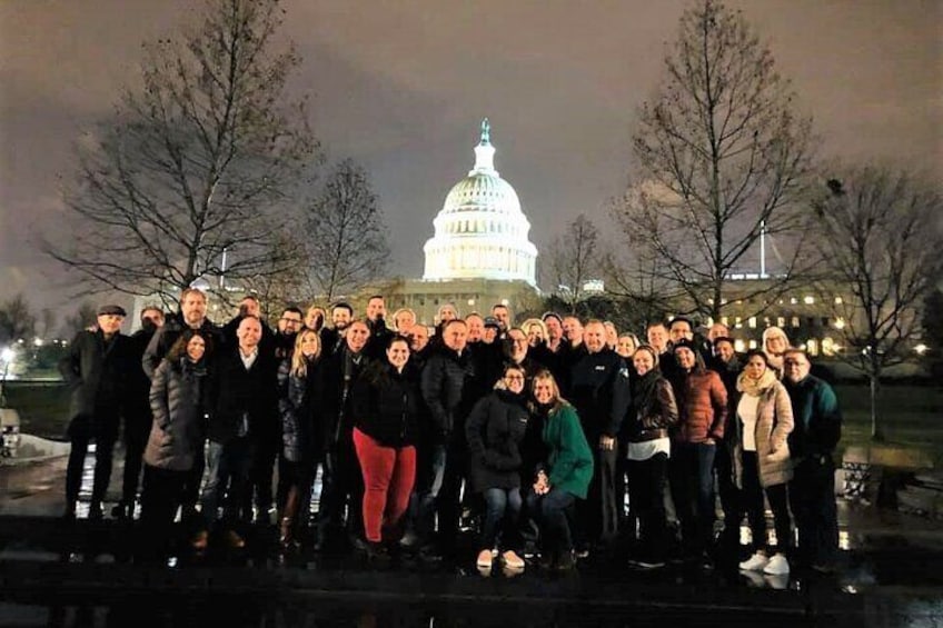 3-Hour Washington DC "Monuments By Night" Guided Night-Time Sightseeing Bus Tour