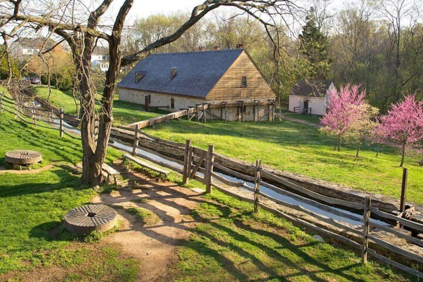 George Washington's Distillery & Gristmill is included in admission