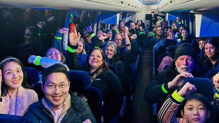 DC Night Tour With Magic LED- Pick Up/Drop, Snacks, LED Bracelets
