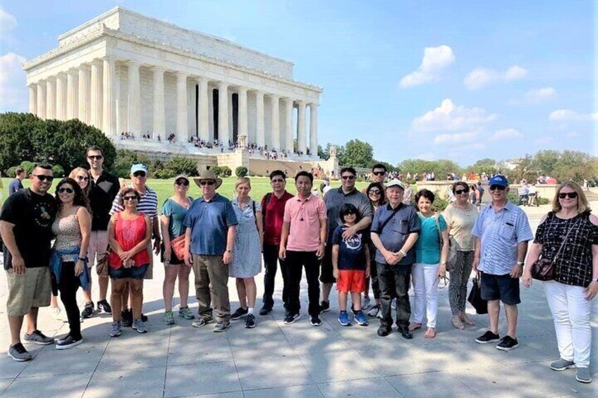 3-Hour Washington DC "Morning Monuments" Guided Sightseeing Walking & Bus Tour