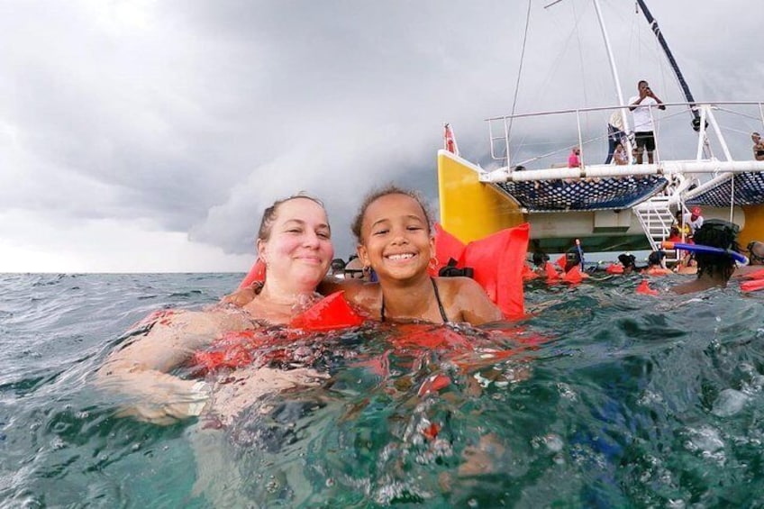 Catamaran Cruise, Negril Beach, and Rick's Cafe Daytrip with Snorkeling