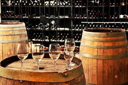 Private Loudoun County Wine Tour from DC with Stops at 3 Wineries