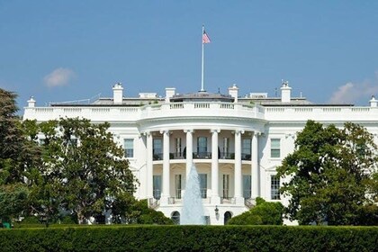 可选择进入美国国会大厦或博物馆的DC纪念碑之旅