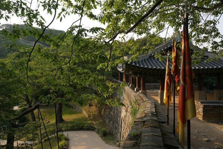 Namhansanseong UNESCO Historical Sites and Korean Folk Village-Private Tour