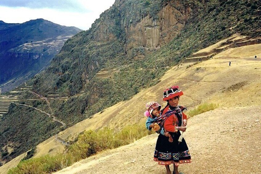 Full-Day Excursion to Sacred Valley, Pisac and Ollantaytambo from Cusco