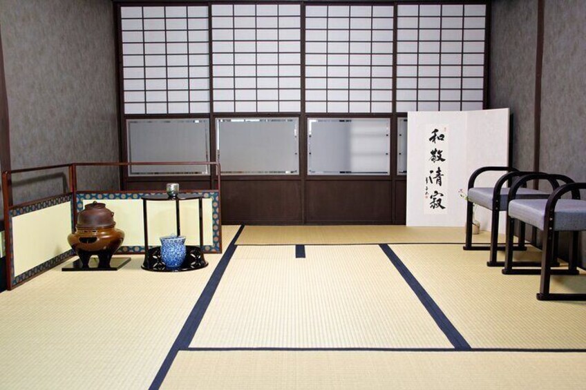 Tea ceremony Experience in KYOTO with light Meal near by Daitokuji ZenTemple