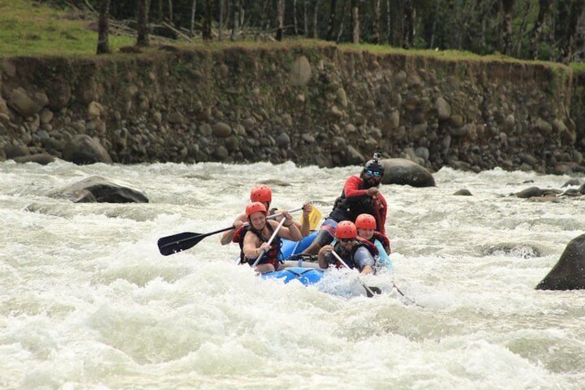 La Fortuna white water rafting + Lunch at Monkey Park Private Natural Reserve