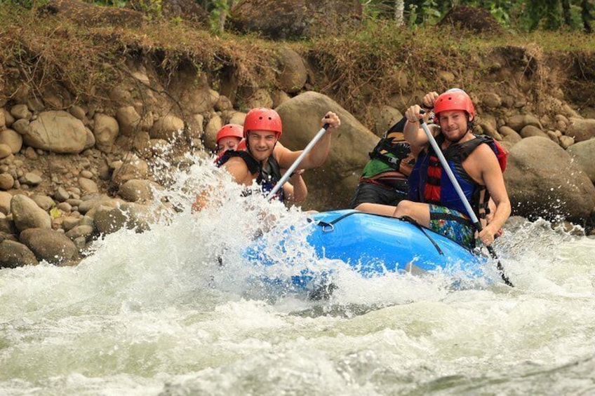 La Fortuna white water rafting + Lunch at Monkey Park Private Natural Reserve