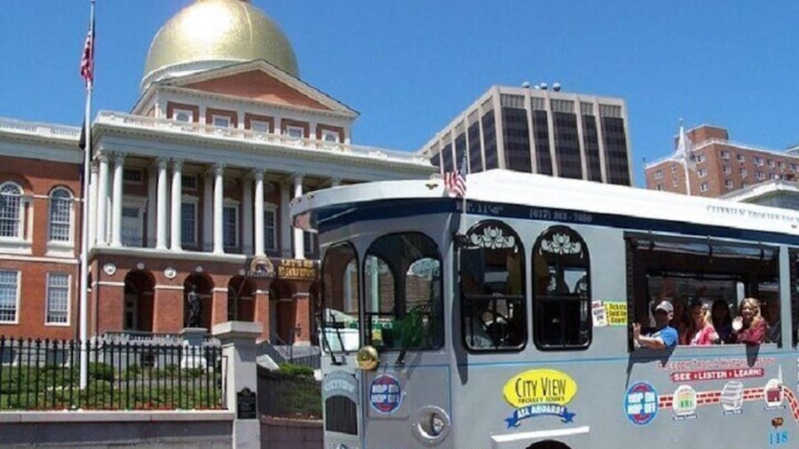 1 or 2 Day Hop-On Hop-Off Sightseeing Trolley Tour of Boston