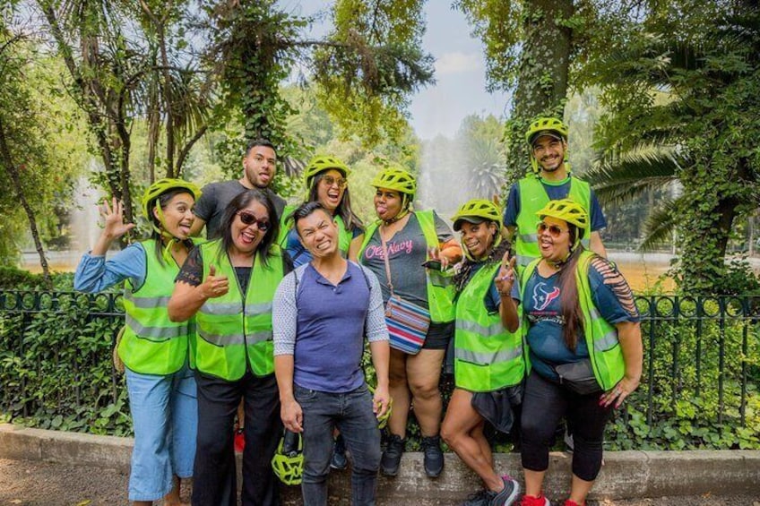 Mexico City Highlights E-Bike Tour With Foodie Stops