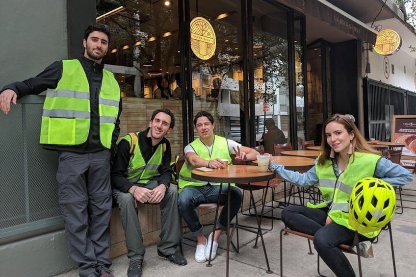 Foodie Lovers And Trendy CDMX E-bike Tour