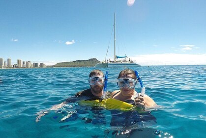 ¡Haz snorkel y nada con tortugas! Minutos de Waikiki