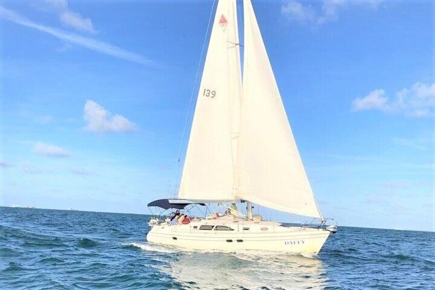 8-Hour Customizable Fort Lauderdale Sailing Charter with Snorkeling & Swimming