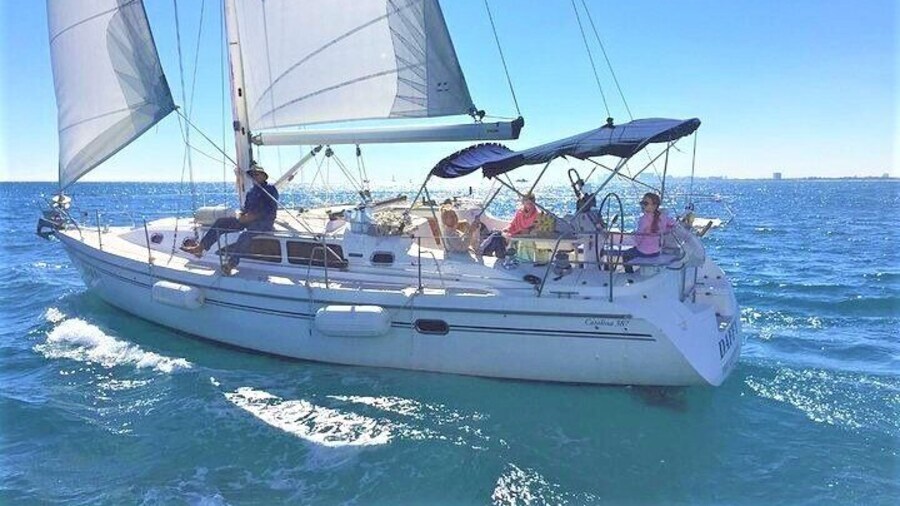 8-Hour Customizable Sailing Charter from Fort Lauderdale with Snorkeling