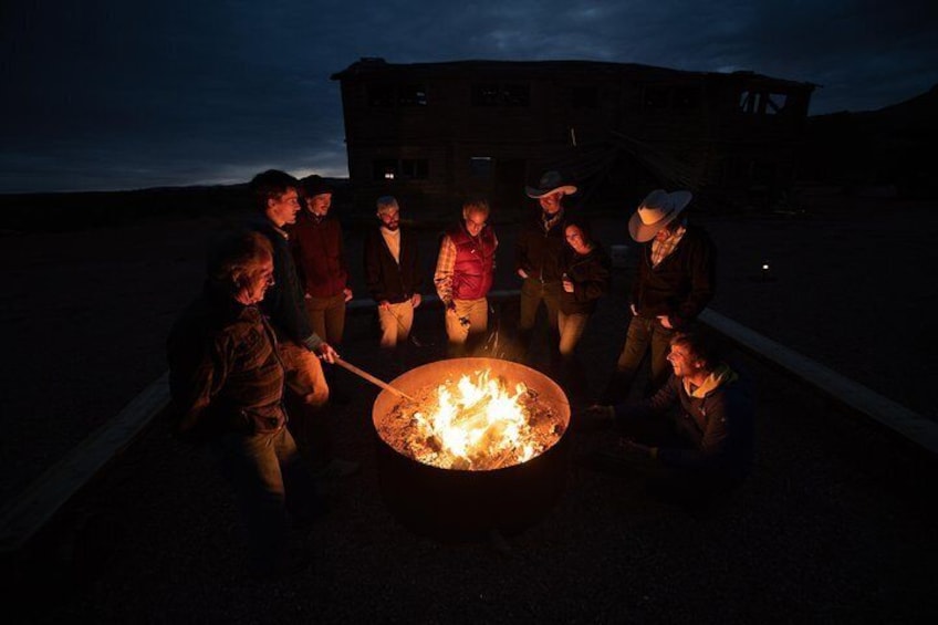 Campfire S'mores and Stars Tour in Kanab