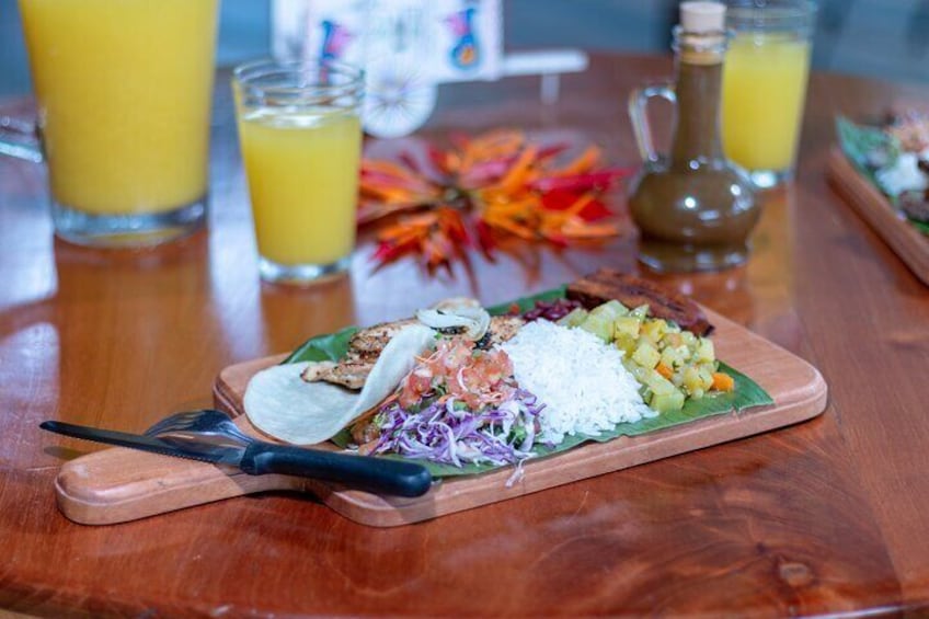 Hungry? Best meal in Costa Rica, ask Trip Advisor :)