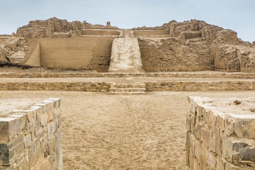 Tour to the Archaeological Sanctuary of Pachacamac (small group)