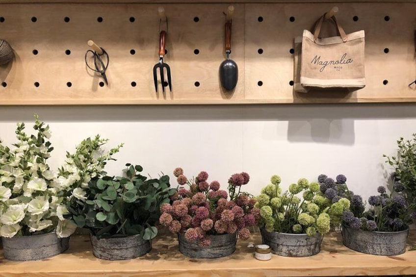 Show item 4 of 21. Spring gardening tools
