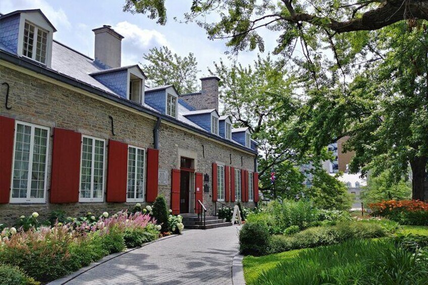Explore Old Montreal - Small-Group Walking Tour