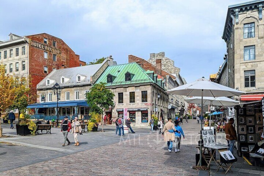 Explore Old Montreal - A Small-Group Walking Tour for the Curious