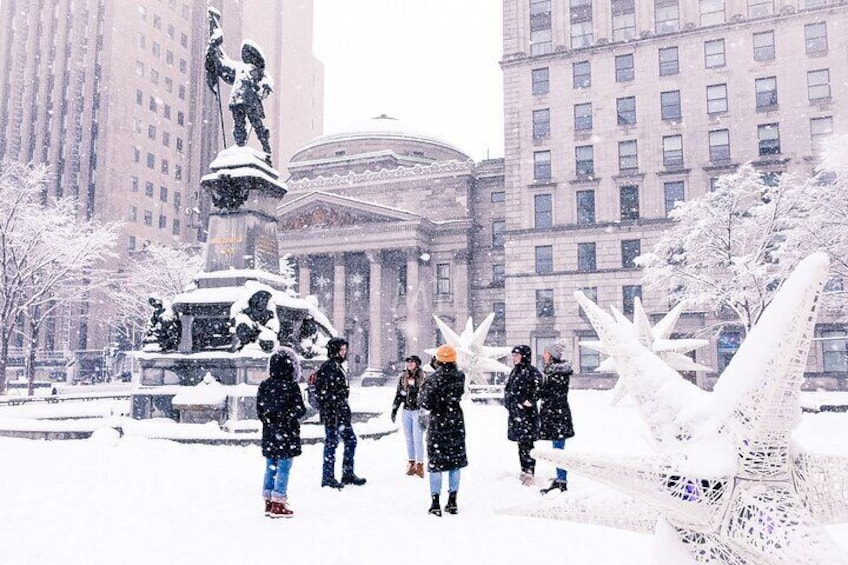 Winter Wonderland Small Group Walking Tour of Old Montreal