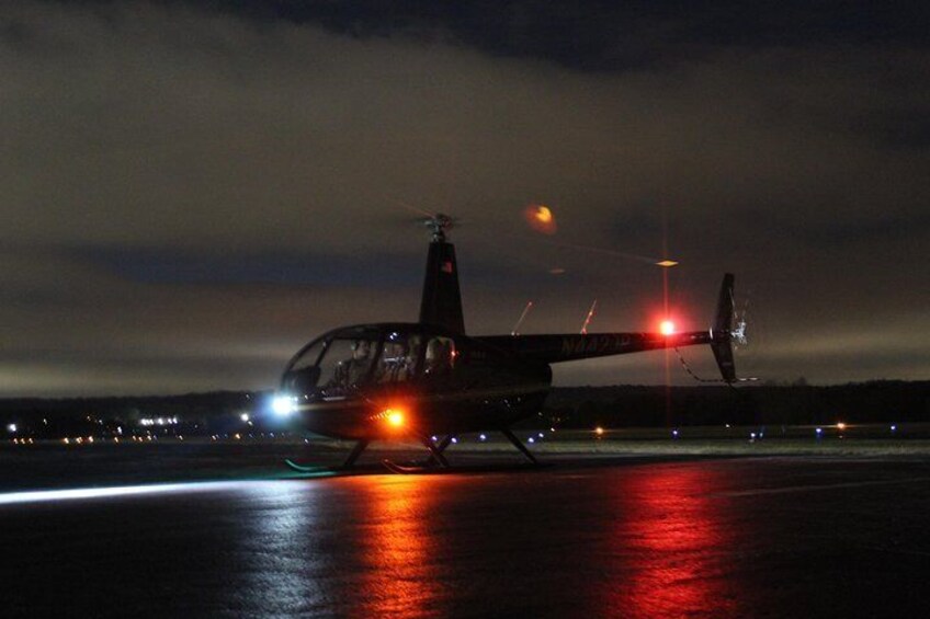 Best Priced SunTrust Helicopter Tour w/ Complimentary Beverage Includes Up to 3