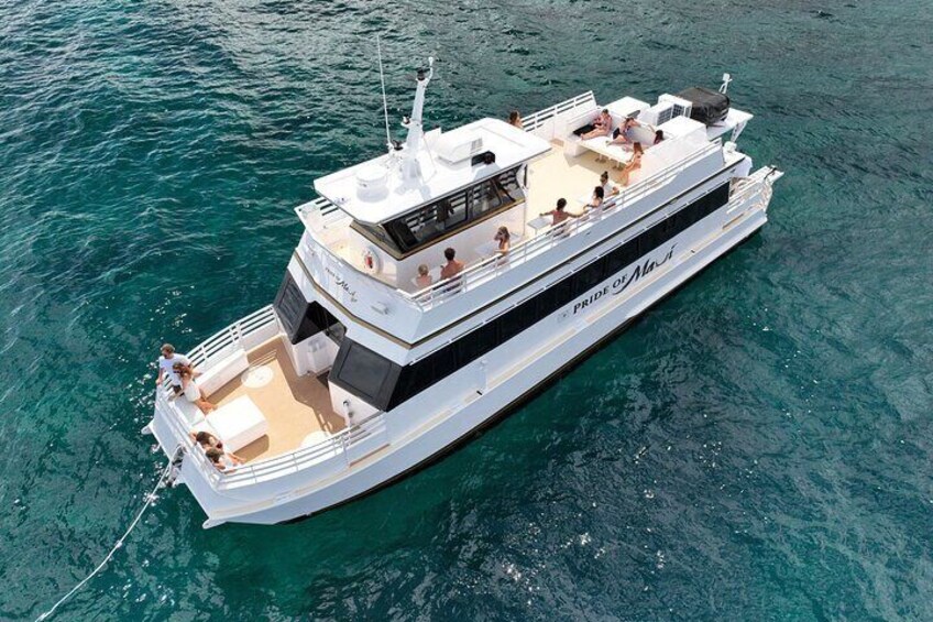 Luxurious and spacious yacht