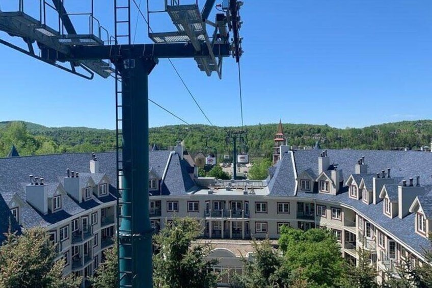 Cabriolet mini gondola Free ride over Mont Tremblant village 