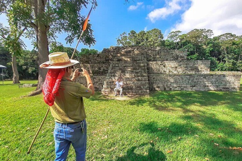 Day Tour: Copan Ruins UNESCO World Heritage Site in Honduras from San Salvador