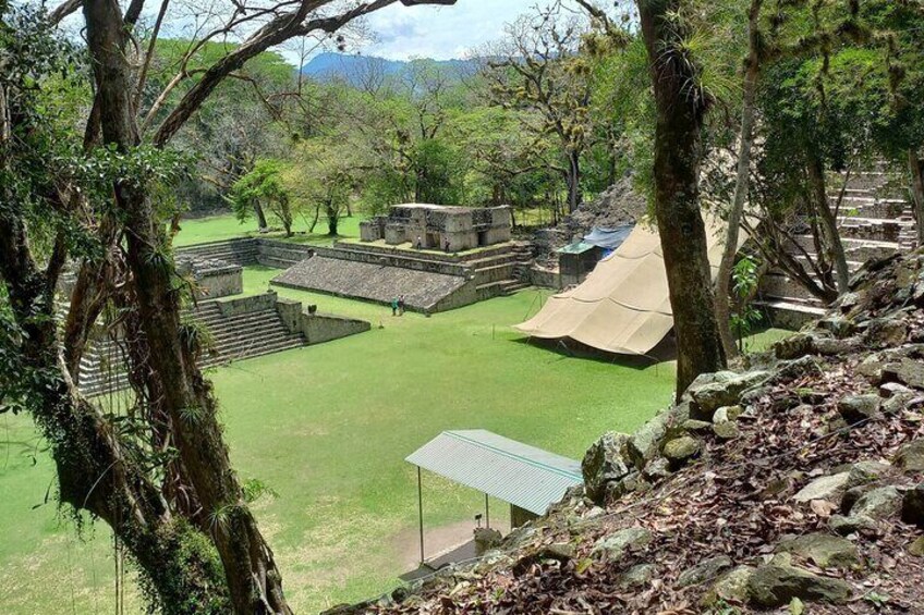 Day Tour: Copan Ruins UNESCO World Heritage Site in Honduras from San Salvador