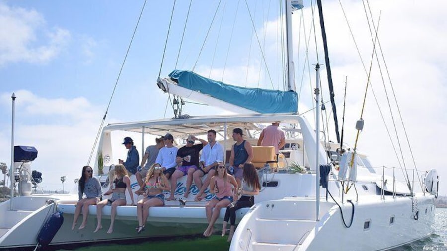 Luxury Catamaran Sailing Charter of San Diego