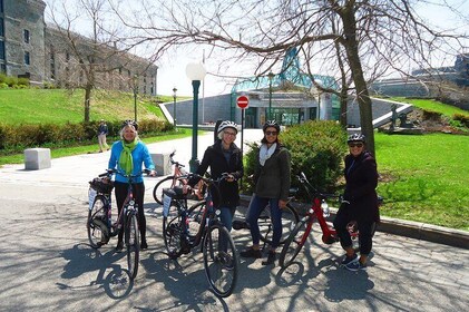 ケベック市の電気自転車ツアー