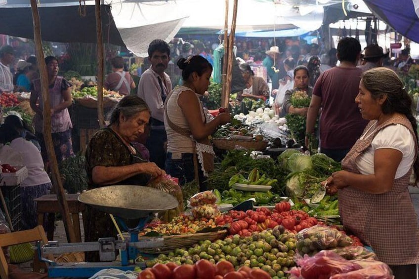 Mercado Indígena en Ocotlán de Morelos 